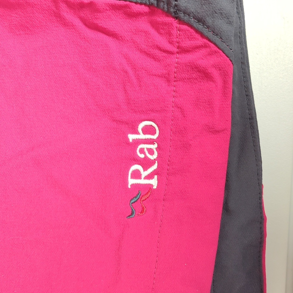 Rab Women's Sawtooth Jacket softshell outdoor pin… - image 4